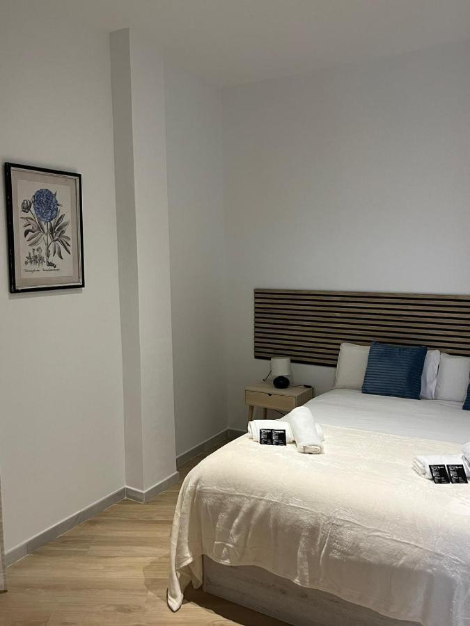 Artemisa Suites Sevilla Buitenkant foto